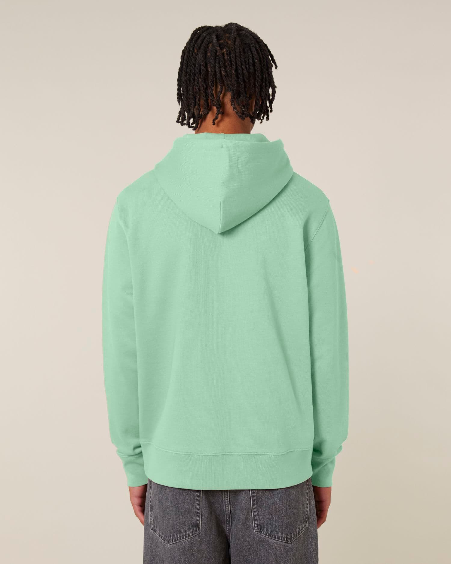 54676